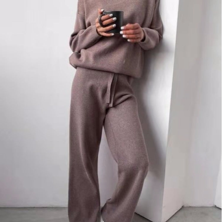 Women's Cozy Knit Loungewear Set with Wide Pants and Elegant Round Neck Lune London