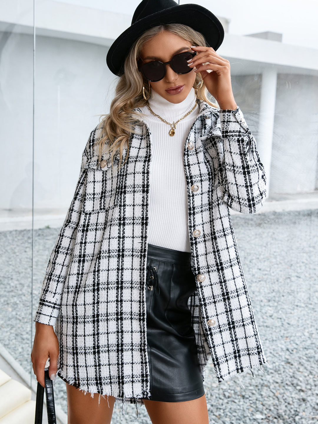 Plaid overshirt jacket for ladies with a relaxed fit and fringes Lune London