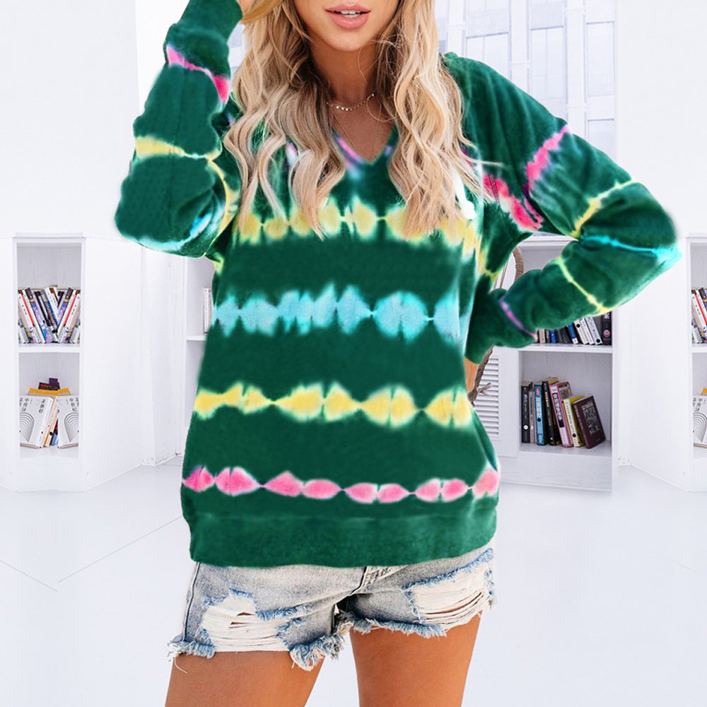 Casual women's V-neck sweater in a trendy tie-dye design Lune London
