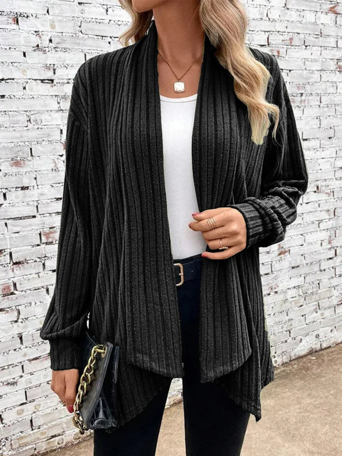 Casual knitted cardigan for women with a marked relief design Lune London