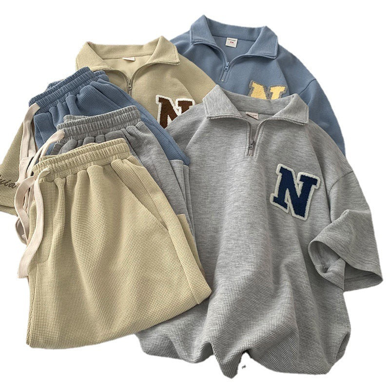 Ladies sporty relaxed outfit with collar and lovingly designed joggers Chic & Stil
