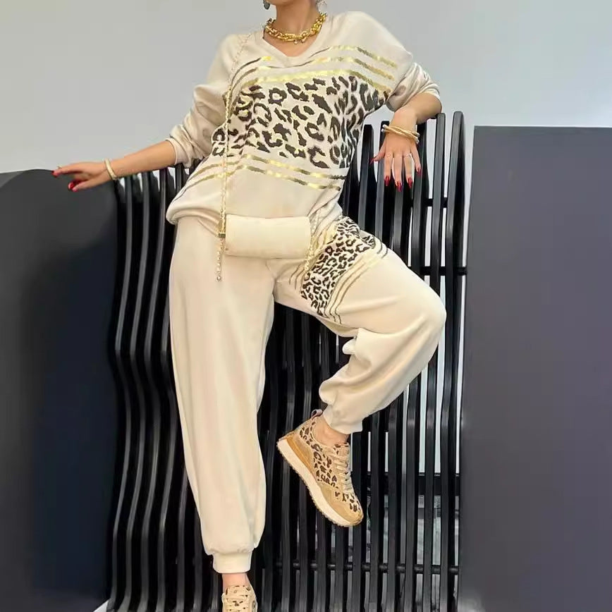 Ladies Fashion Leisure Set with Leopard Pattern and Luxurious Accents Lune London