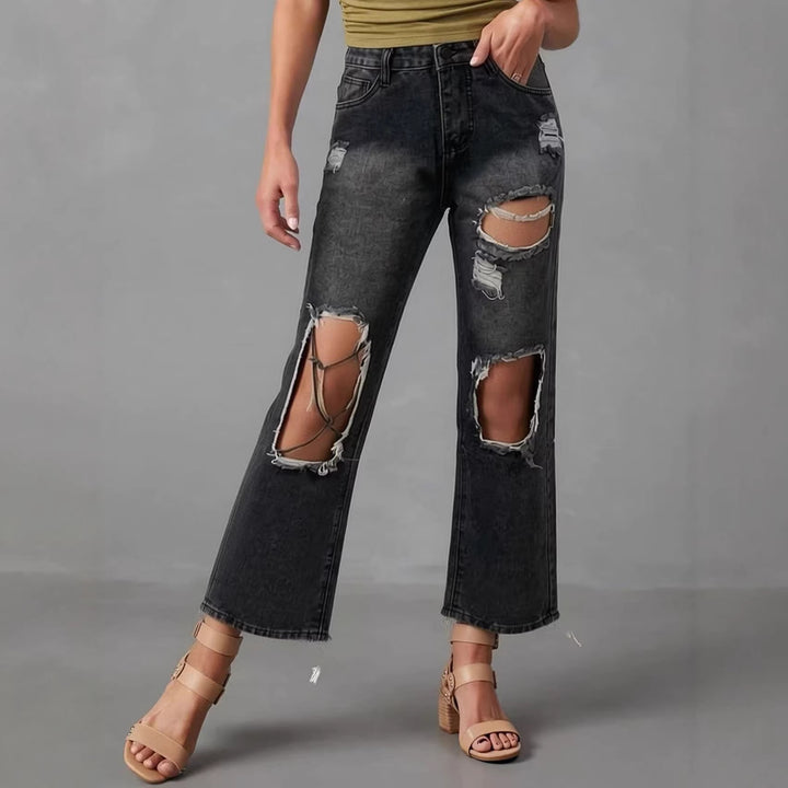 Women's distressed Mom Jeans with trendy cut-out details Lune London
