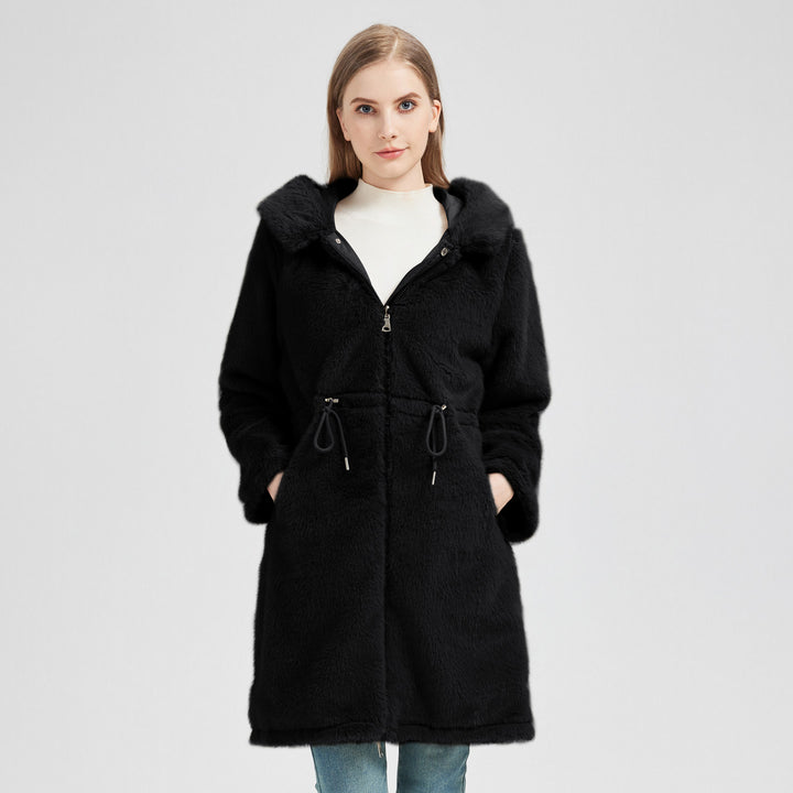 Elegant and warm women's parka with removable faux fur collar and practical lace details Lune London