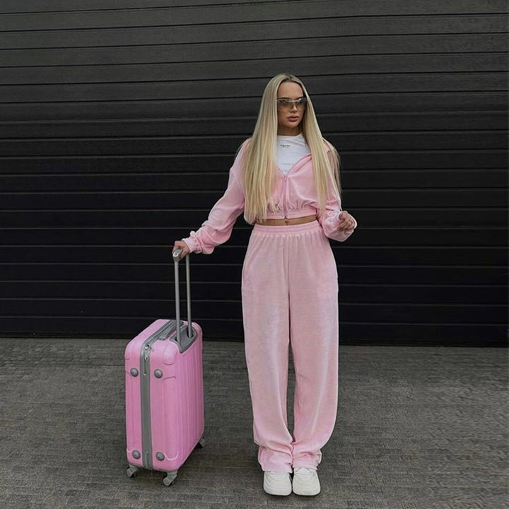 Women's sporty hoodie set with elastic waist and relaxed fit Lune London