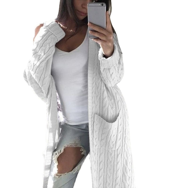 Women's knitted coat with patterns and practical pockets in an open cut Lune London