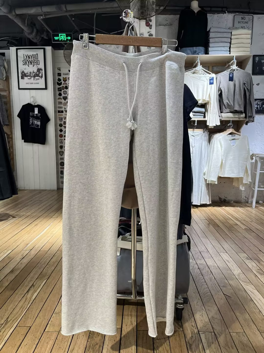 Pantalons de détente confortables pour femmes avec taille ajustable Chic & Stil