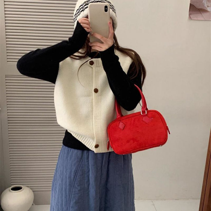 Gilet tricoté pour femme avec fermeture à boutons et coupe tendance Chic & Stil