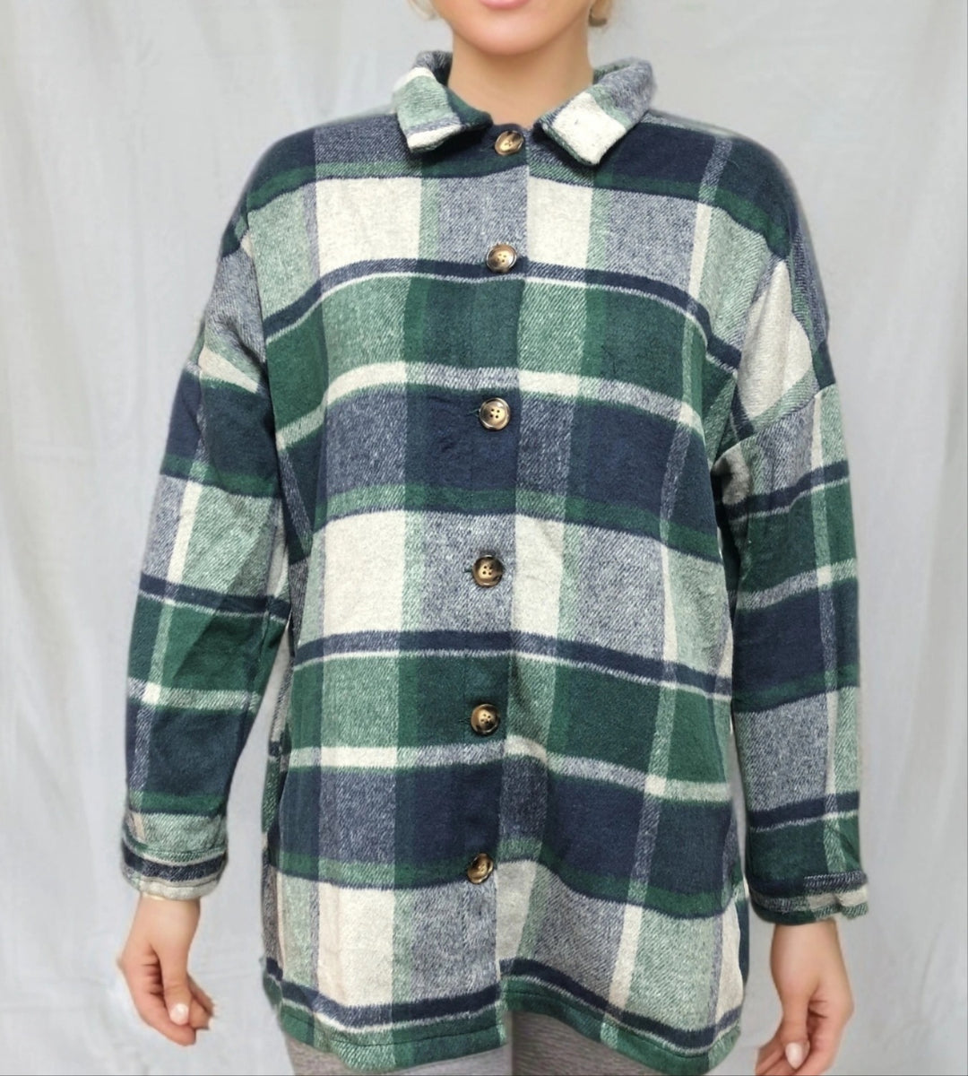 Ladies Karojacket in soft flannel with decorative buttons Lune London