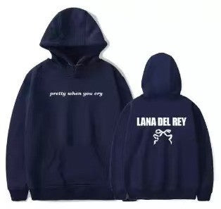 Women's hoodie with creative lettering and casual fit Chic & Stil