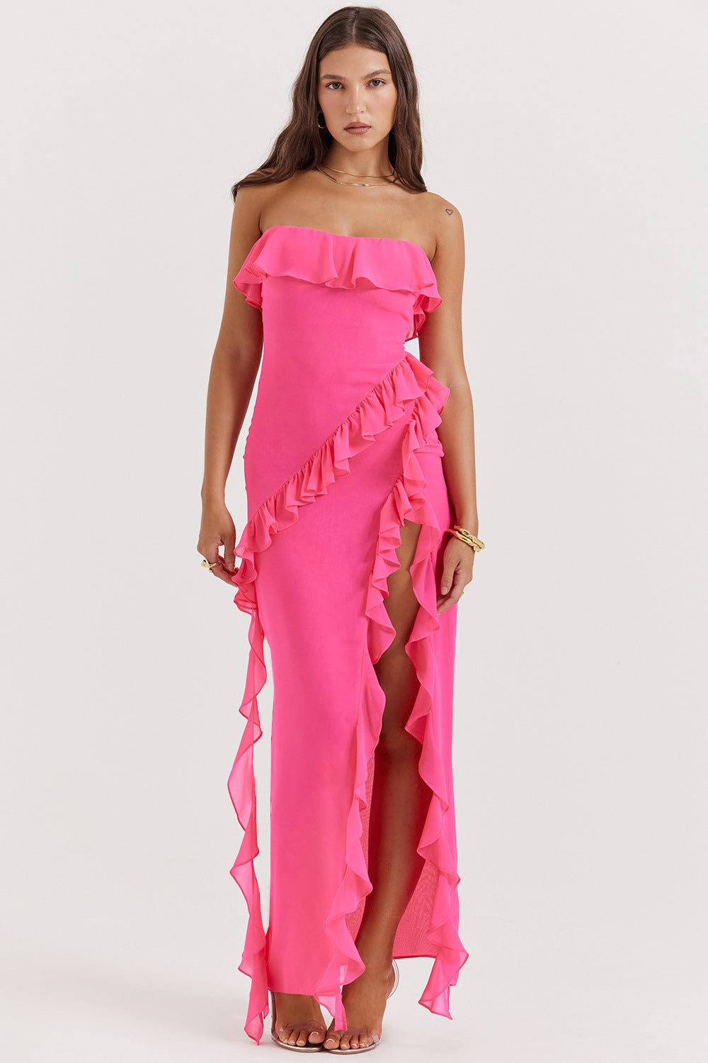 Maxi dress for women with off-shoulder ruffles and slit Chic & Stil