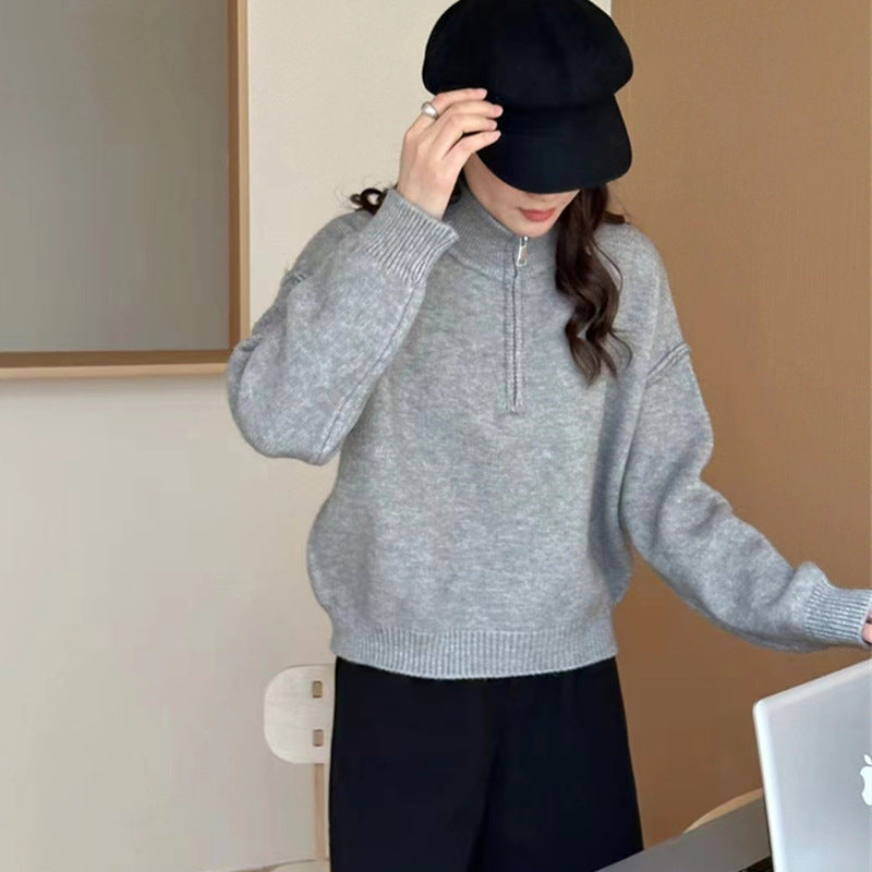Casual women's sweater with zip short and relaxed fit Lune London