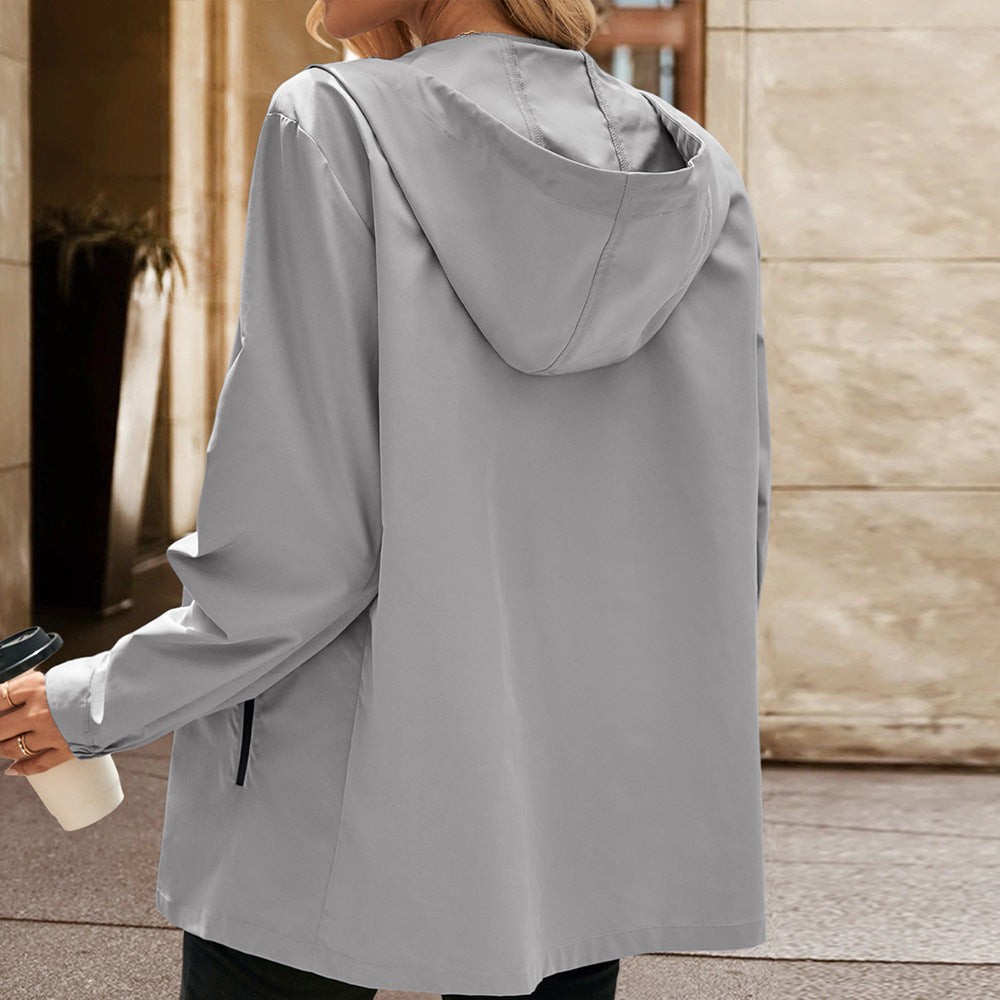 Lightweight transitional jacket for women with hood and practical pockets Lune London
