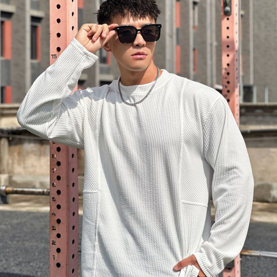 Casual textured fabric sweatshirt for men with practical pockets Lune London