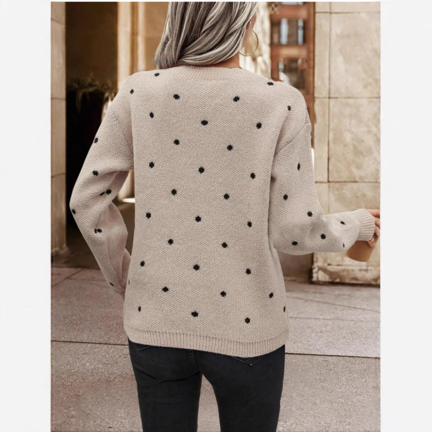 Cozy knit sweater for women with a trendy polka dot pattern Lune London