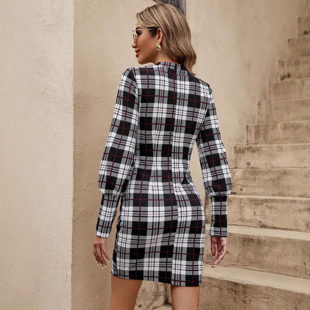 Fitted checkered dress for women with high collar and puff sleeves Lune London