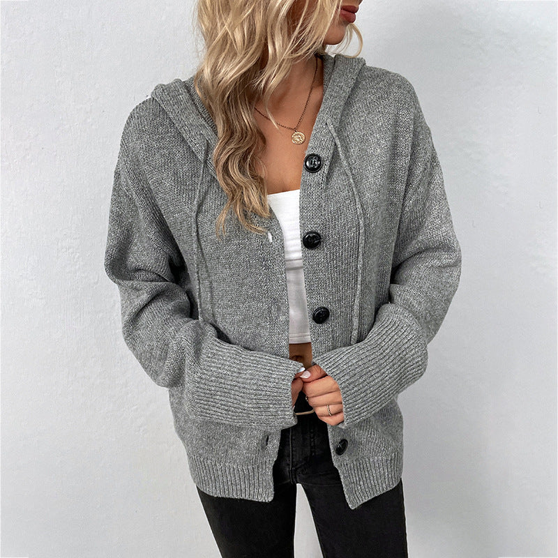 Ladies trendy knitted jacket with an oversized fit and practical pockets Lune London
