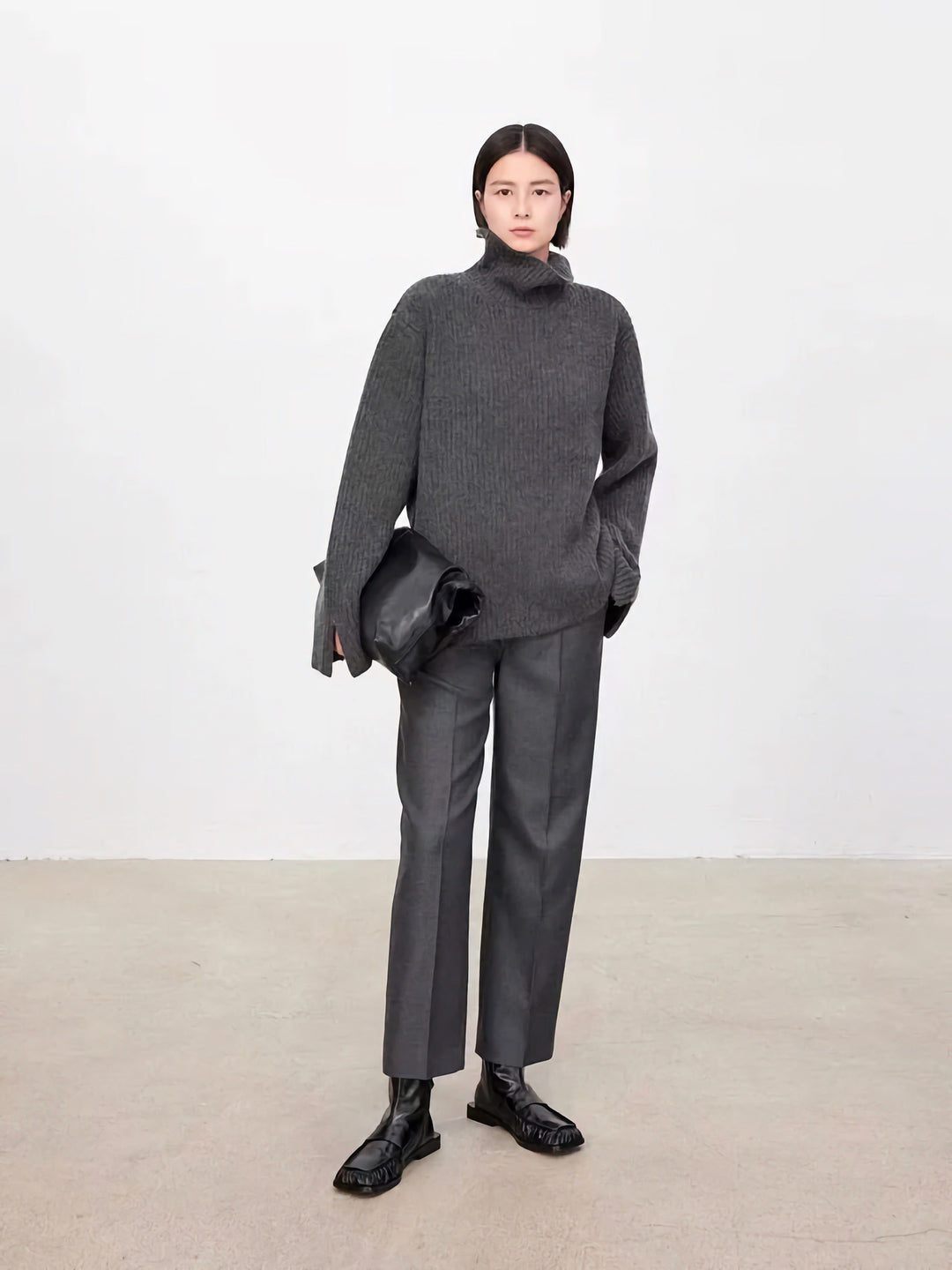 Pull en tricot surdimensionné pour femmes avec col montant Chic & Stil