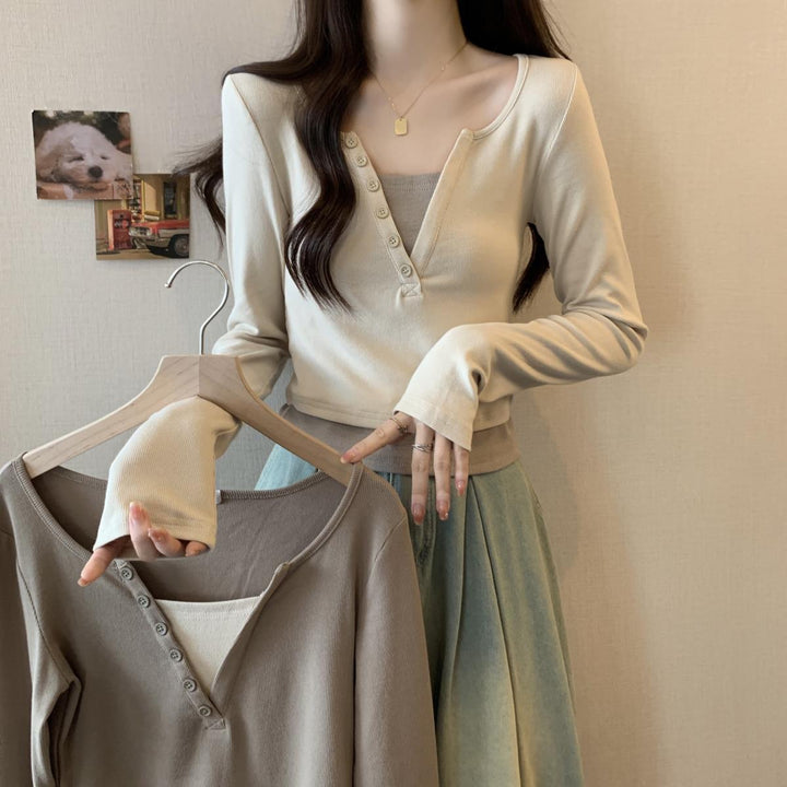 Chemise à manches longues pour femmes avec patte de boutonnage et col rond Chic & Stil