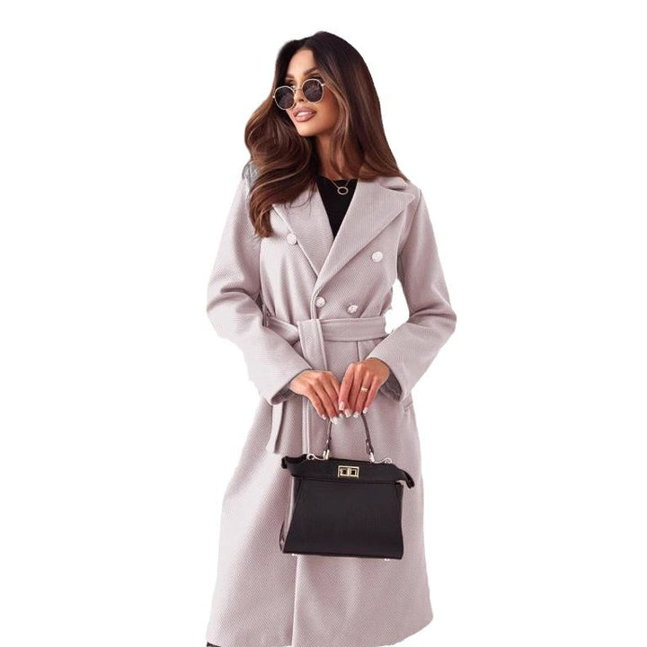 Women's double-stitched trench coat with a cinchable belt and elegant structure Lune London