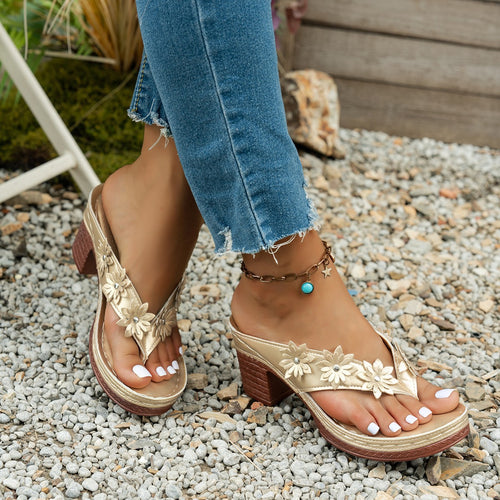 Decorative flip-flops for women Lune London