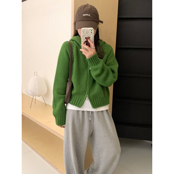 Gilet à capuche confortable pour femmes avec fermeture éclair et grandes poches Chic & Stil
