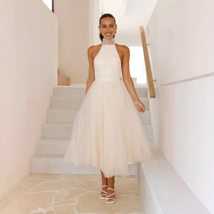 Elegant cocktail dress for women in tulle with high collar design Chic & Stil
