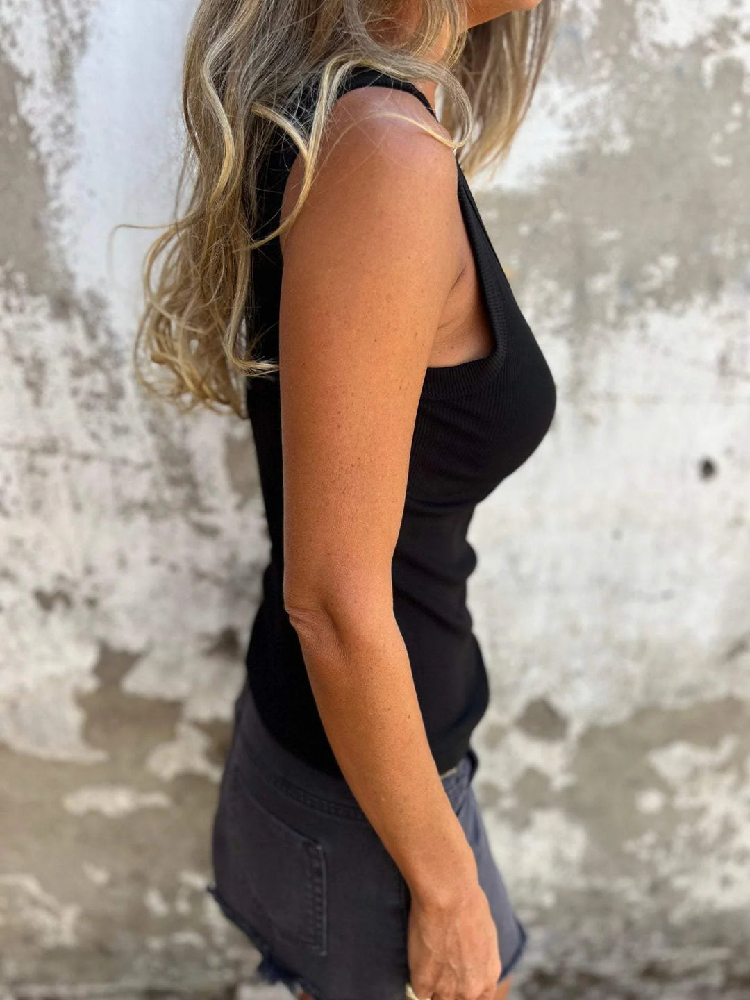 Ribbed tank top for women with a wide neckline and wide straps Lune London