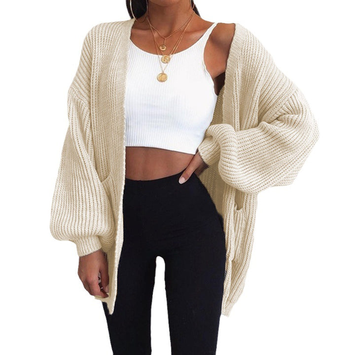 Oversized knitted cardigan for women with a relaxed fit and deep pockets Lune Londonl