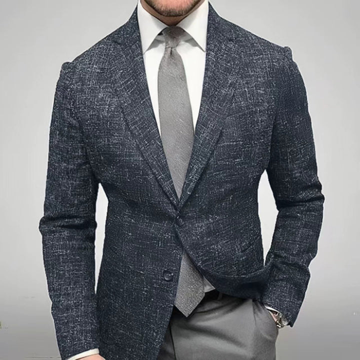 Fashionable plaid jacket for men, with great comfort and chic elegant details.