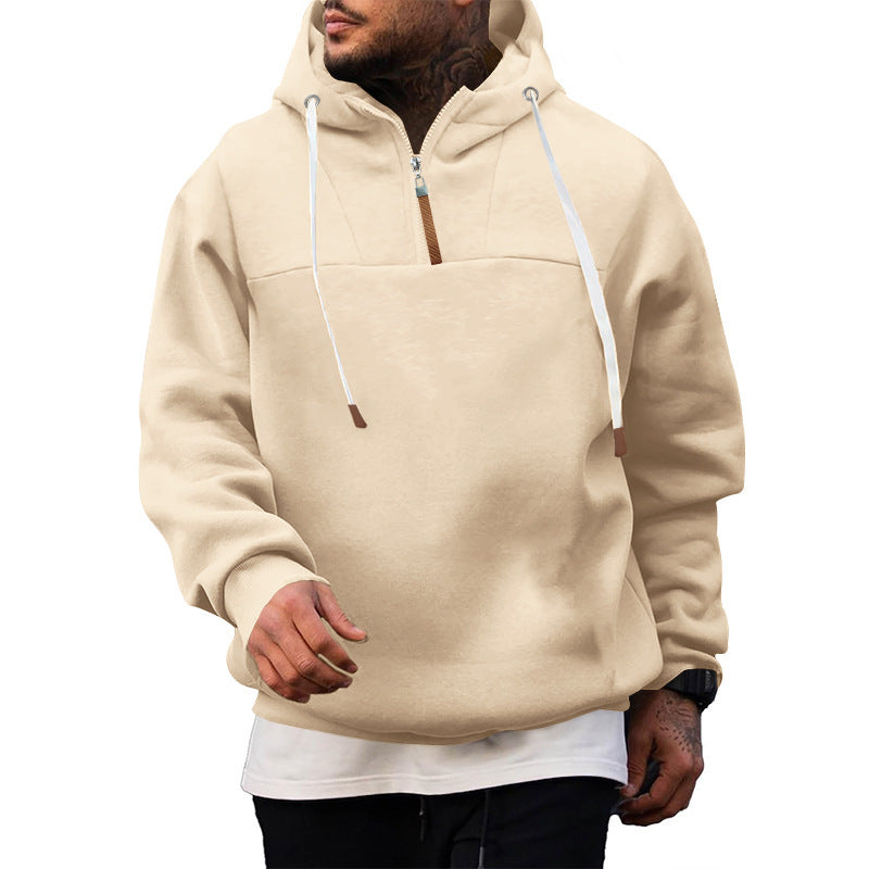 Trendy hooded sweatshirt for men with zip and practical kangaroo pockets Lune London