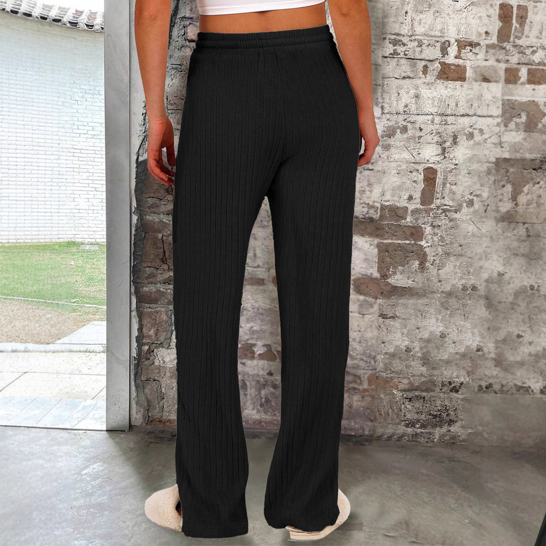 Soft ribbed pants for women with elastic waistband and practical pockets Lune London