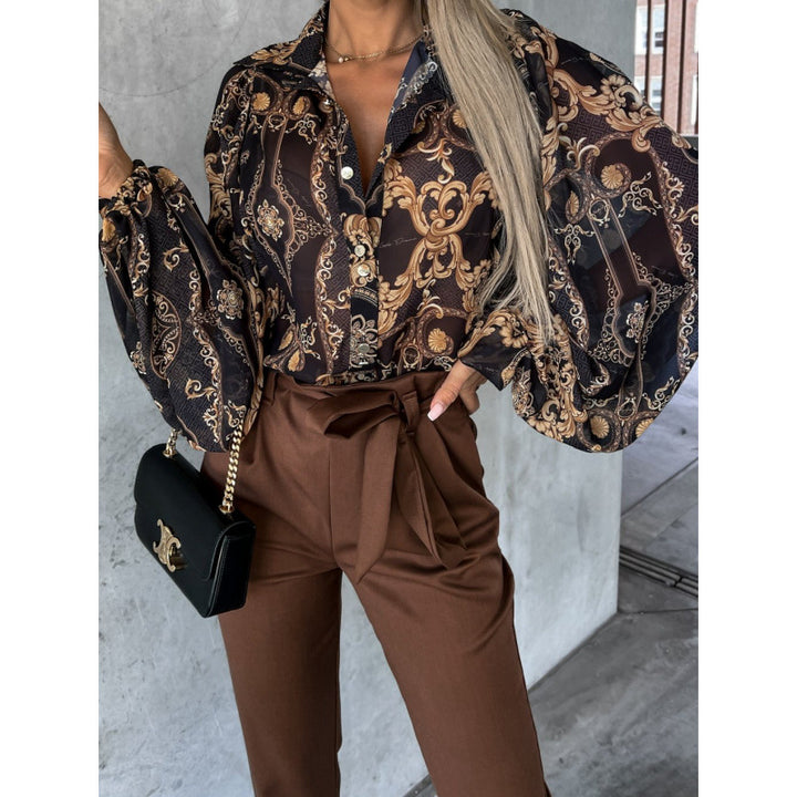 Women's blouse with floral print and bell sleeves Lune London