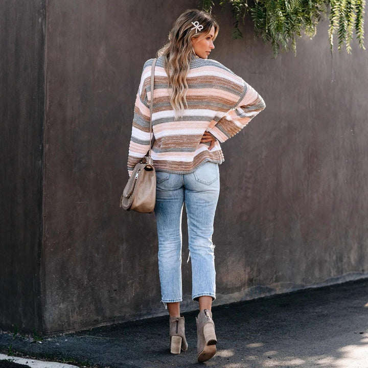 Pull décontracté pour femmes avec un motif à larges rayures et un matériau doux Chic & Stil