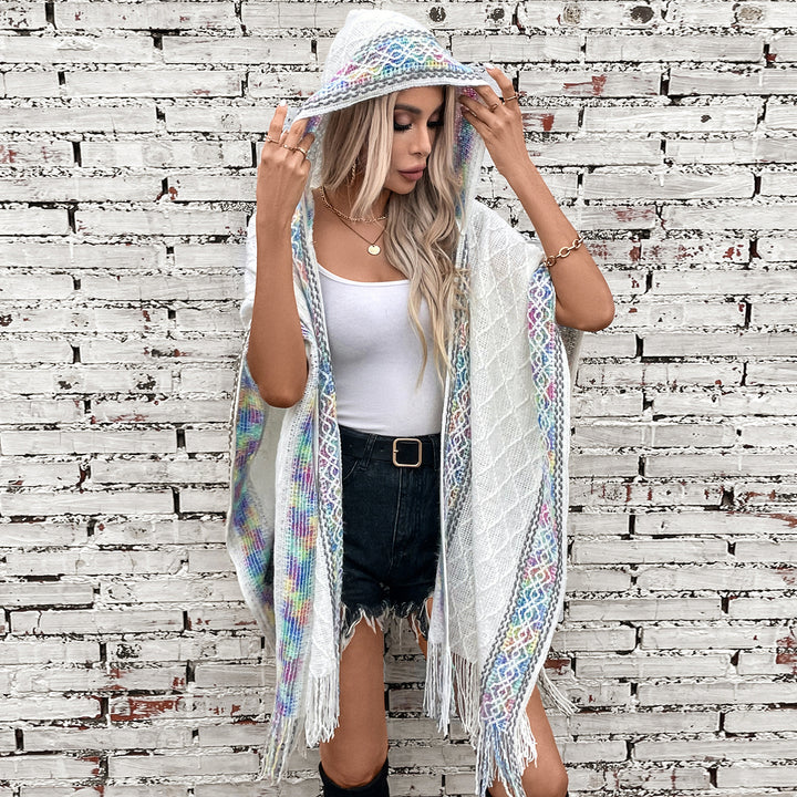 Elegant poncho for ladies with high-quality structured design and fringes Lune London