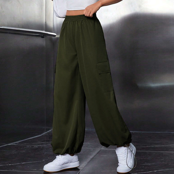 Pantalons cargo pour femmes avec taille élastique et jambes larges Chic & Stil