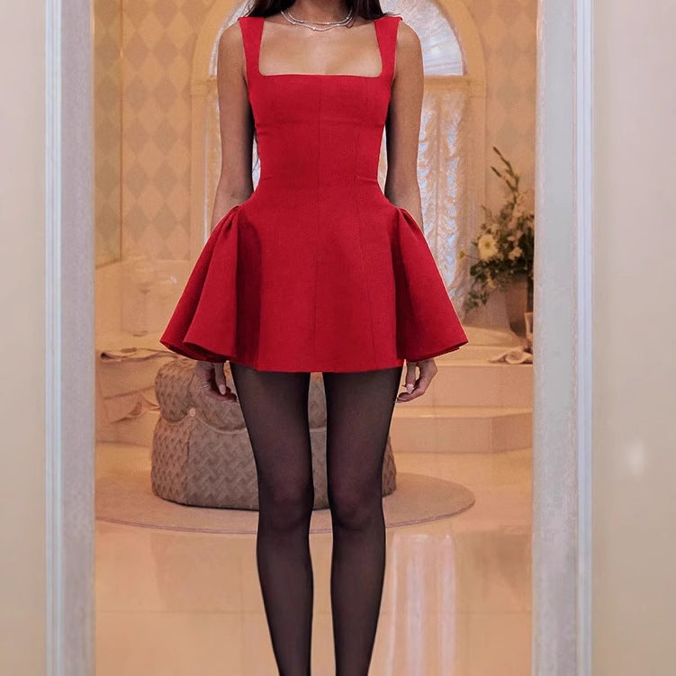 Ladies Playful Evening Dress with Square Neckline and Voluminous Hem Lune London