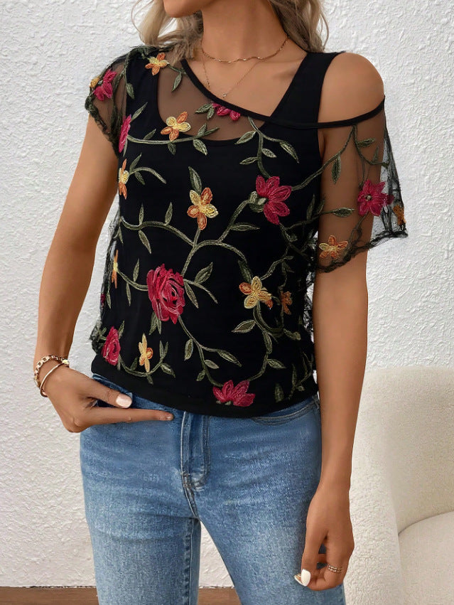 Women's blouse with floral appliqués Lune London