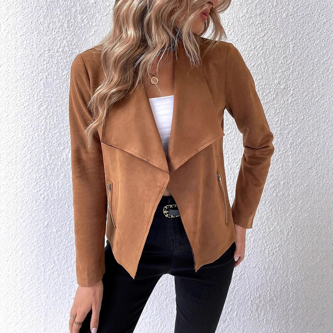 Ladies elegant short blazer with asymmetric cut and zipped pockets Lune London