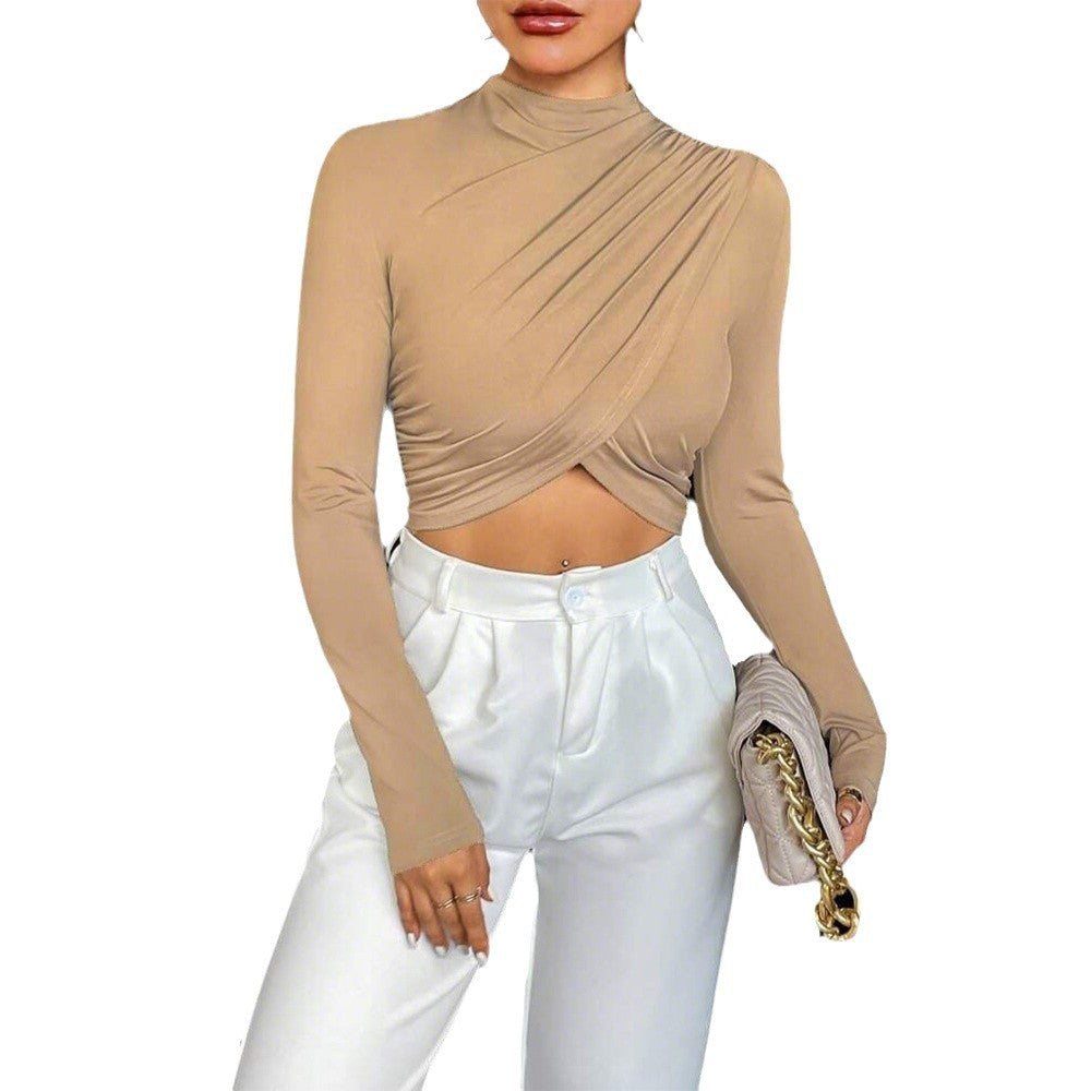 T-shirt court à manches longues pour femmes avec drapage asymétrique et col montant élégant Chic & Stil