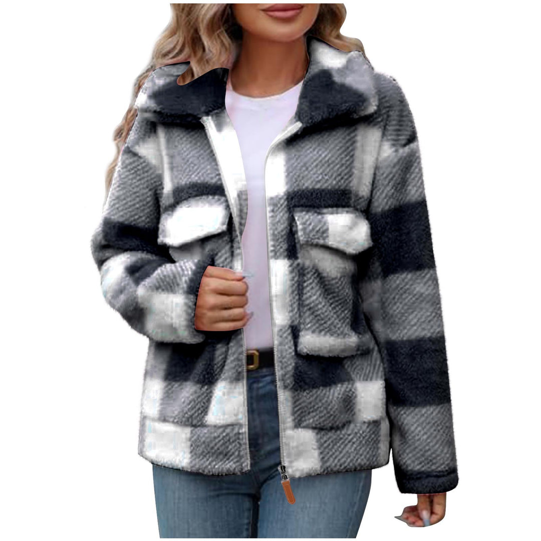 Fleece jacket for women with plaid pattern and practical pockets Lune London