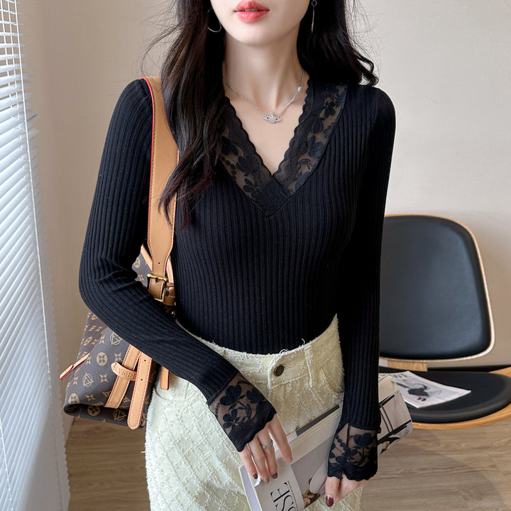 Women's long-sleeved top with lace details Chic & Stil