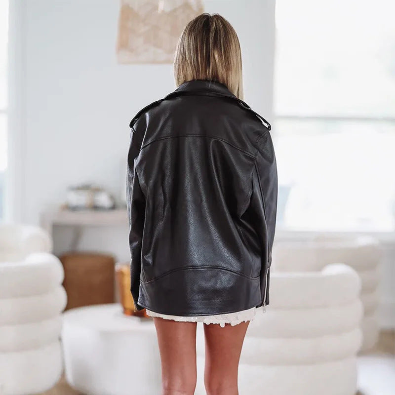 Veste de moto pour femmes avec coupe oversized et détails innovants Chic & Stil