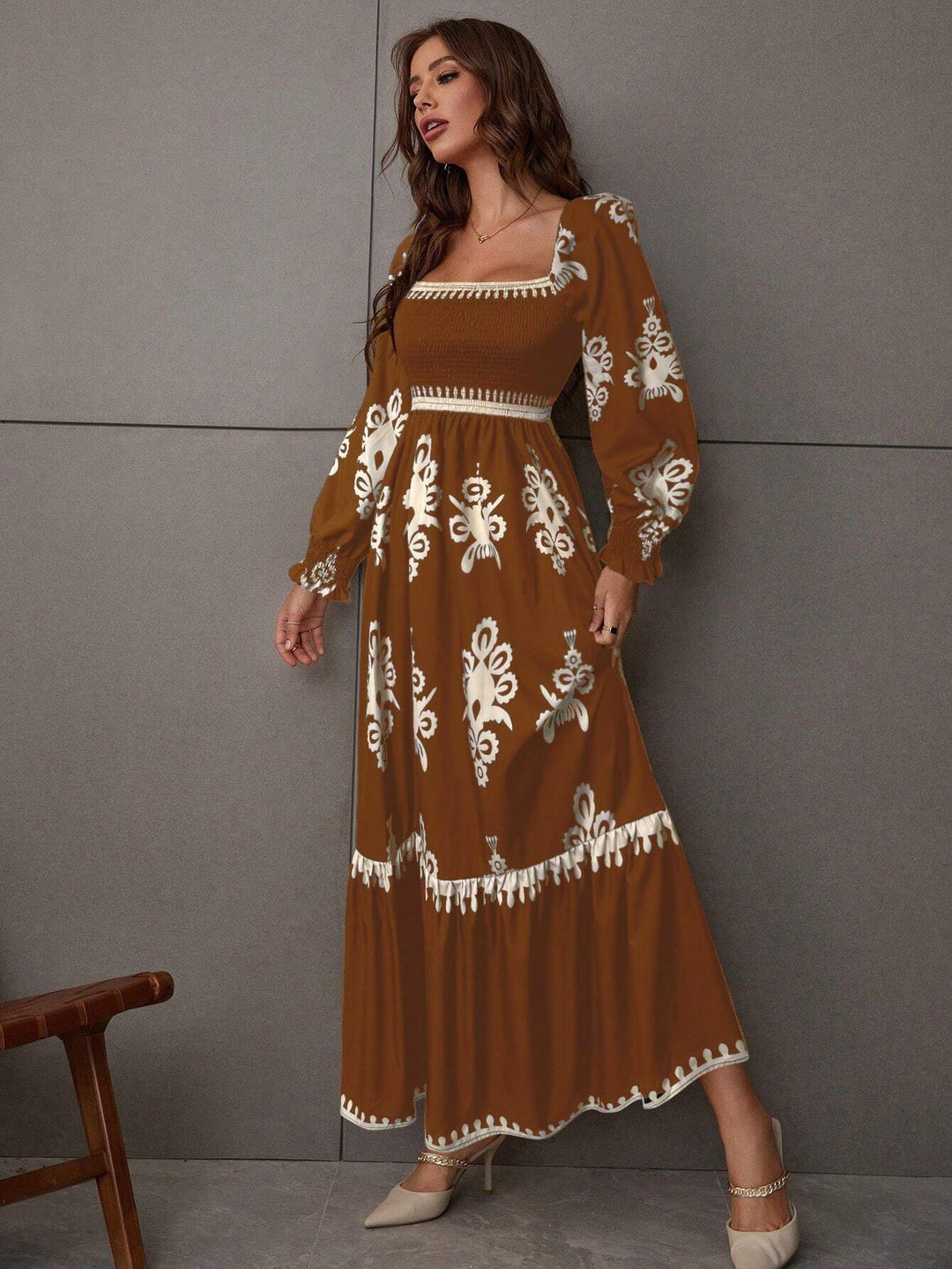 Women Elegant Maxi Dress with Puff Sleeve Cut and Floral Details Lune London