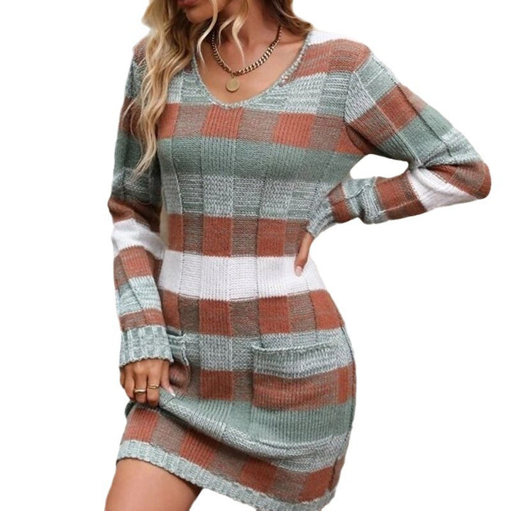 Knitted dress for women with a modern checked pattern and applied pockets Lune London