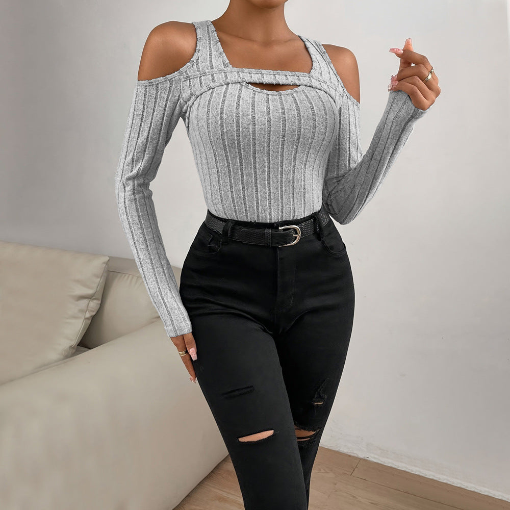 T-shirt pour femmes à manches longues avec col V texturé et détails découpés Chic & Stil
