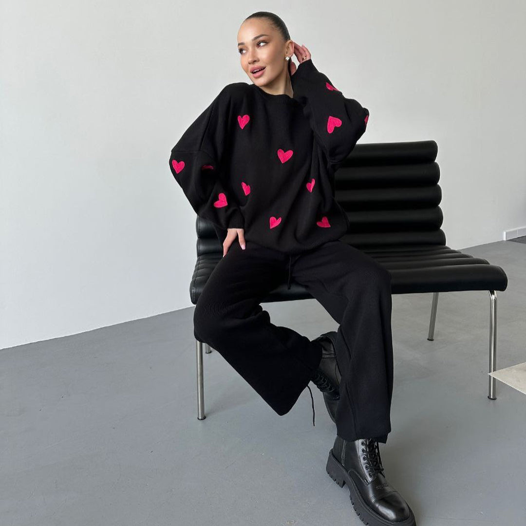Casual knit sweater for women with heart patterns Lune London