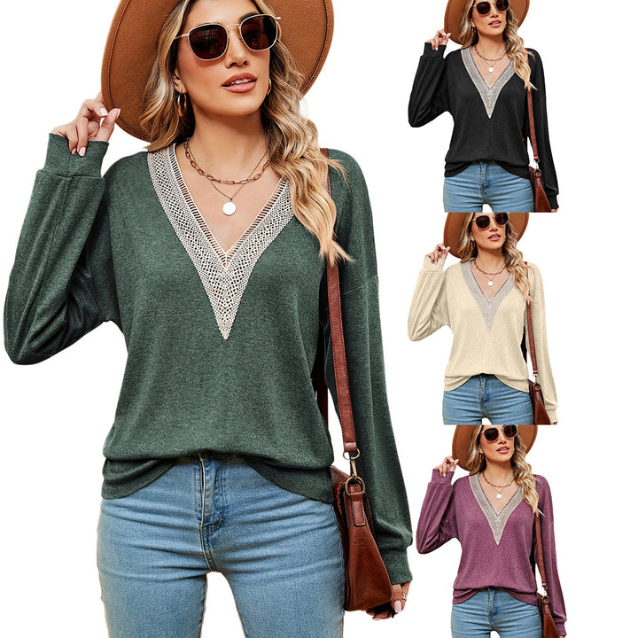 Women's V-neck sweater with lace accents and relaxed fit Lune London
