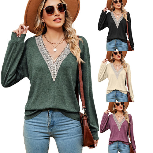 Women's V-neck sweater with lace accents and relaxed fit Lune London