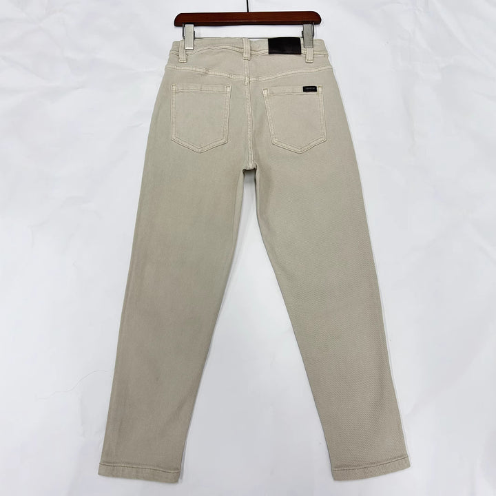 Casual chino pants for women with high waist and loose fit Lune London